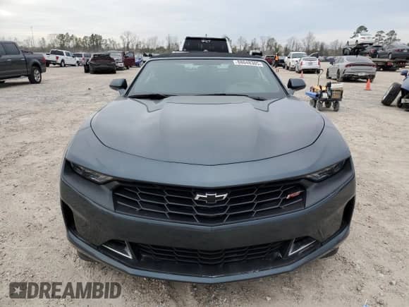 2023 Chevrolet Camaro 1LT z VIN 1G1FB3DS4P0133977, wystawiony jako Copart lot #88048305 z przebiegiem Nie podano mil oraz Szkoda całkowita • Salvage title. Historia ofert i sprzedaży dostępna na DreamBid. Obrazek 5.