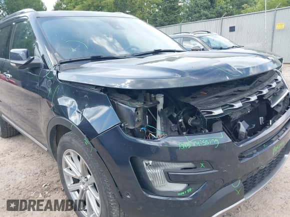 2017 Ford Explorer Limited z VIN 1FM5K8F84HGB88645, wystawiony jako IAAI lot #43043691 z przebiegiem 107 229 mil mil oraz . Historia ofert i sprzedaży dostępna na DreamBid. Obrazek 6.