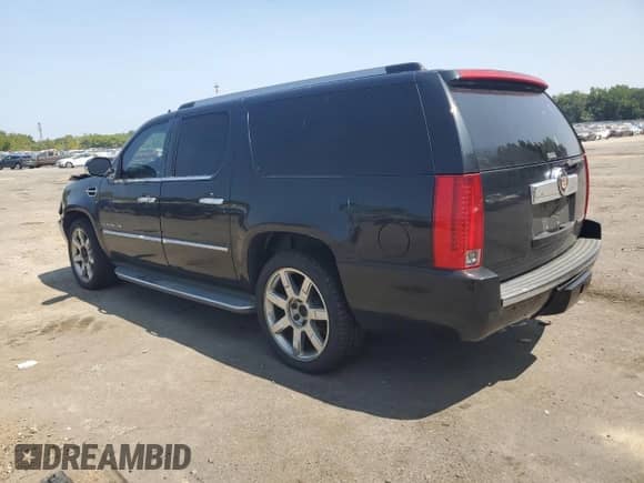2014 Cadillac Escalade ESV Luxury с VIN 1GYS4HEF0ER239392, выставлен на аукционе Copart как лот 68245055 с пробегом 184 699 миль миль и Списание • Salvage title. История ставок и продаж доступна на DreamBid. Изображение 2.