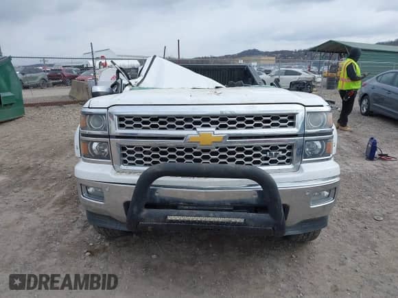 2014 Chevrolet Silverado 1500 LTZ z VIN 1GCVKSEC1EZ209992, wystawiony jako IAAI lot #41848951 z przebiegiem 174 111 mil mil oraz . Historia ofert i sprzedaży dostępna na DreamBid. Obrazek 12.