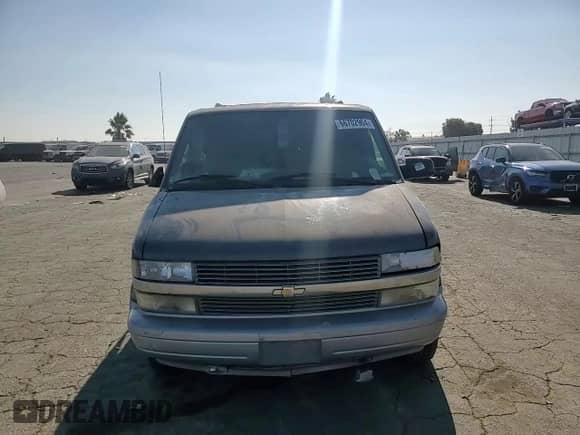 2000 Chevrolet Astro с VIN 1GNEL19W2YB162505, выставлен на аукционе Copart как лот 66702904 с пробегом Не указан миль и Списание • Salvage title. История ставок и продаж доступна на DreamBid. Изображение 12.