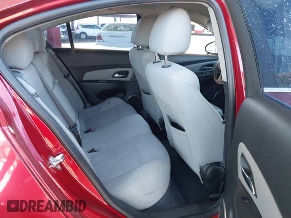 2011 Chevrolet Cruze 1LT с VIN 1G1PF5S90B7281158, выставлен на аукционе IAAI как лот 43124491 с пробегом 178 376 миль миль и . История ставок и продаж доступна на DreamBid. Изображение 8.