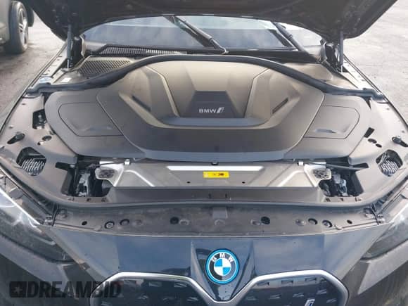 2023 BMW i4 eDrive35 with VIN WBY43AW02PFP50656, listed as a IAAI auction lot 41776504 with 18,024 mi miles and . Bid and sale history available at DreamBid. Image 10.