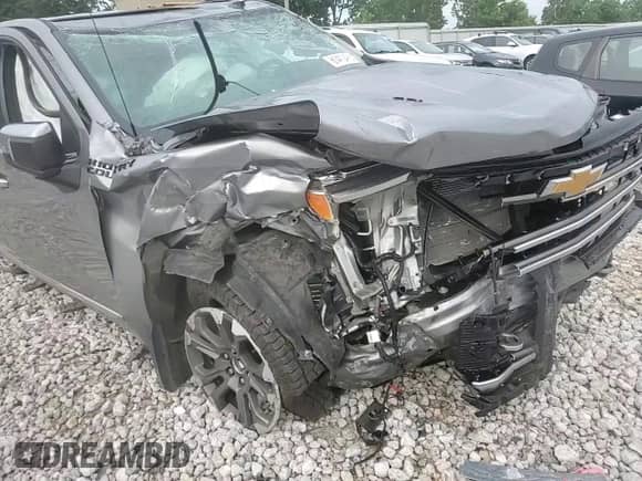 2023 Chevrolet Silverado 1500 High Country z VIN 1GCUDJEL9PZ192524, wystawiony jako Copart lot #61410475 z przebiegiem Nie podano mil oraz Nie do naprawy • Non repairable. Historia ofert i sprzedaży dostępna na DreamBid. Obrazek 13.