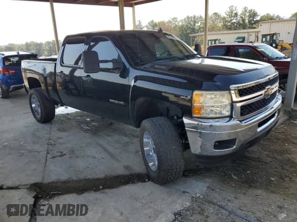 2011 Chevrolet Silverado 2500HD LT с VIN 1GC1KXC85BF135824, выставлен на аукционе Copart как лот 81323235 с пробегом 181 757 миль миль и Списание • Salvage title. История ставок и продаж доступна на DreamBid. Изображение 4.