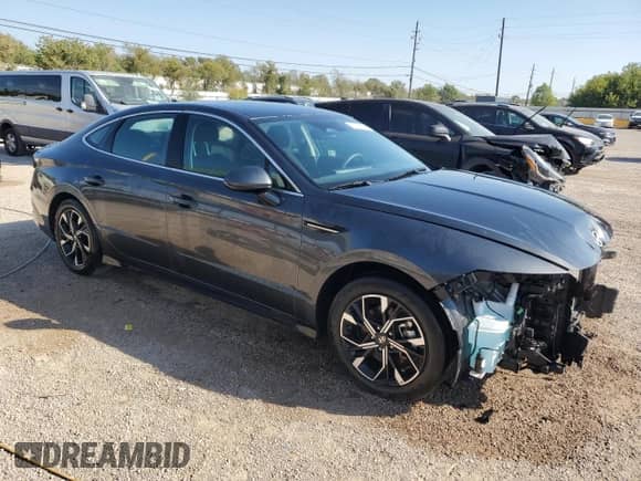 2025 Hyundai Sonata SEL with VIN KMHL64JA8SA448988, listed as a Copart auction lot 86898825 with 17,549 mi miles and Clean title. Bid and sale history available at DreamBid. Image 4.