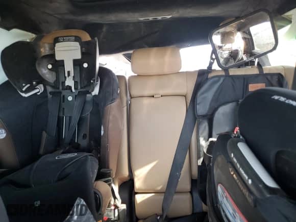 2021 Hyundai Santa Fe Calligraphy z VIN 5NMS5DAL3MH365854, wystawiony jako Copart lot #64423425 z przebiegiem Nie podano mil oraz Szkoda całkowita • Salvage title. Historia ofert i sprzedaży dostępna na DreamBid. Obrazek 10.