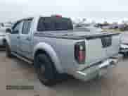 2014 Nissan Frontier SV z VIN 1N6AD0ER7EN727983, wystawiony jako IAAI lot #43329821 z przebiegiem Nie podano mil oraz . Historia ofert i sprzedaży dostępna na DreamBid. Obrazek 3.