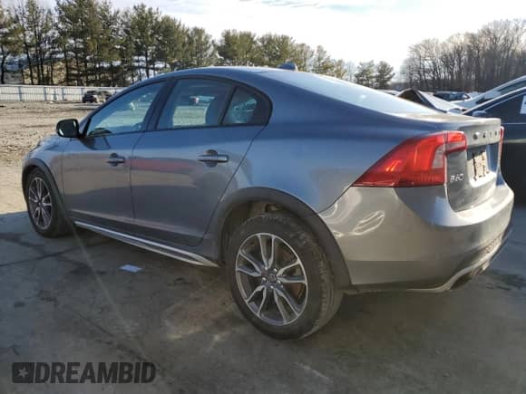 2016 Volvo S60 T5 Platinum с VIN YV4612UM5G2000927, выставлен на аукционе Copart как лот 45575685 с пробегом 137 541 миль миль и Списание • Salvage title. История ставок и продаж доступна на DreamBid. Изображение 2.