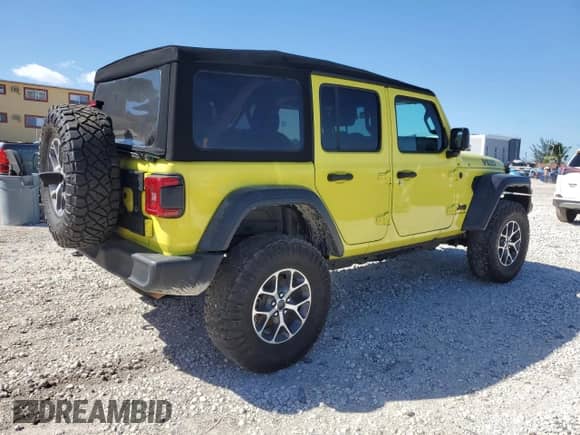 2024 Jeep Wrangler Willys with VIN 1C4RJXDNXRW124418, listed as a Copart auction lot 84255475 with 8,801 mi miles and Non repairable. Bid and sale history available at DreamBid. Image 3.