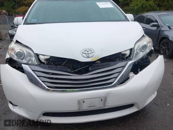 2014 Toyota Sienna Limited с VIN 5TDDK3DC7ES075400, выставлен на аукционе IAAI как лот 43380596 с пробегом 154 419 миль миль и . История ставок и продаж доступна на DreamBid. Изображение 6.