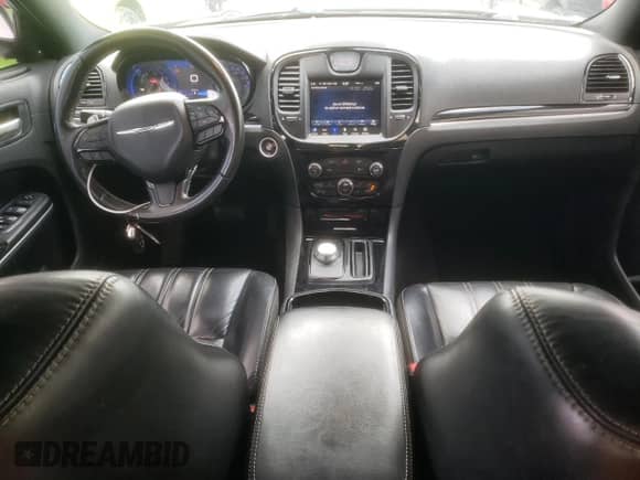 2020 Chrysler 300 S с VIN 2C3CCAGG2LH164545, выставлен на аукционе Copart как лот 66656364 с пробегом 92 196 миль миль и Списание • Salvage title. История ставок и продаж доступна на DreamBid. Изображение 8.