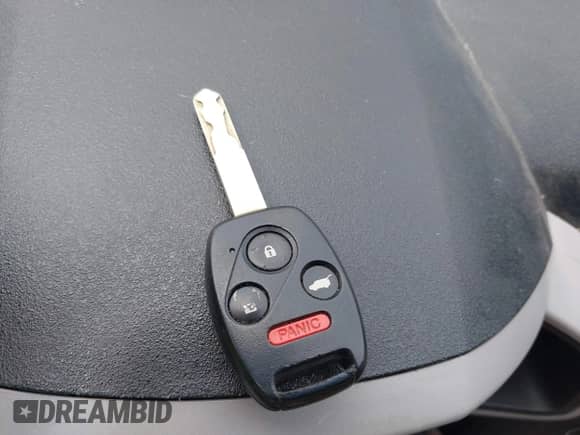 2009 Honda Pilot Touring with VIN 5FNYF48969B031280, listed as a IAAI auction lot 42934690 with 163,844 mi miles and . Bid and sale history available at DreamBid. Image 11.