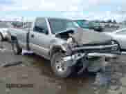 2000 Chevrolet Silverado 2500 с VIN 1GCFC24U1YZ258674, выставлен на аукционе IAAI как лот 43364700 с пробегом Не указан миль и . История ставок и продаж доступна на DreamBid. Изображение 6.