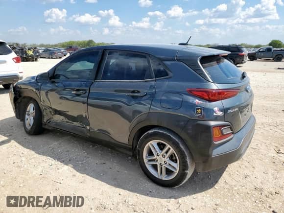 2021 Hyundai Kona SE z VIN KM8K12AA1MU646053, wystawiony jako Copart lot #71611115 z przebiegiem 63 619 mil mil oraz Szkoda całkowita • Salvage title. Historia ofert i sprzedaży dostępna na DreamBid. Obrazek 2.