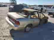 1996 Saturn SL with VIN 1G8ZK5271TZ266193, listed as a Copart auction lot 73555934 with Not provided miles and Salvage title. Bid and sale history available at DreamBid. Image 3.