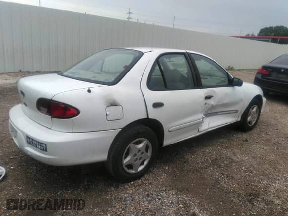 2002 Chevrolet Cavalier с VIN 1G1JC524X27130928, выставлен на аукционе IAAI как лот 36543864 с пробегом 88 123 миль миль и . История ставок и продаж доступна на DreamBid. Изображение 4.