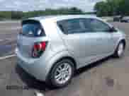 2012 Chevrolet Sonic LT с VIN 1G1JC6SH6C4224994, выставлен на аукционе IAAI как лот 42974838 с пробегом 123 885 миль миль и . История ставок и продаж доступна на DreamBid. Изображение 4.