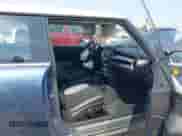 2010 MINI Hardtop с VIN WMWMF3C58ATZ64206, выставлен на аукционе IAAI как лот 43224847 с пробегом 121 463 миль миль и . История ставок и продаж доступна на DreamBid. Изображение 5.