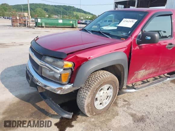 2005 Chevrolet Colorado 1SE LS Z71 with VIN 1GCDT136658222467, listed as a IAAI auction lot 42462432 with 169,049 mi miles and . Bid and sale history available at DreamBid. Image 6.