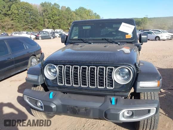 2024 Jeep Wrangler Sahara with VIN 1C4RJXP63RW331558, listed as a IAAI auction lot 43519934 with 21,359 mi miles and . Bid and sale history available at DreamBid. Image 12.