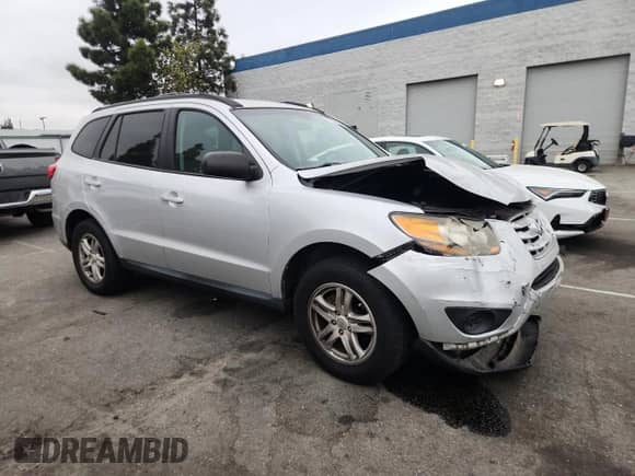 2011 Hyundai Santa Fe GLS z VIN 5XYZG3AB3BG010345, wystawiony jako Copart lot #86130735 z przebiegiem 147 205 mil mil oraz Szkoda całkowita • Salvage title. Historia ofert i sprzedaży dostępna na DreamBid. Obrazek 4.