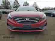 2015 Hyundai Sonata Sport z VIN 5NPE34AB2FH076769, wystawiony jako Copart lot #90493865 z przebiegiem 106 627 mil mil oraz Szkoda całkowita • Salvage title. Historia ofert i sprzedaży dostępna na DreamBid. Obrazek 5.