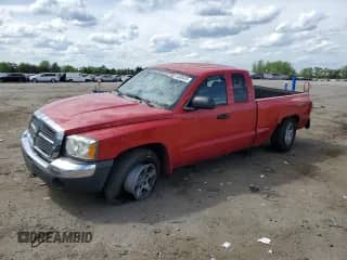 2005 Dodge Dakota SLT with VIN 1D7HW42K25S137157, listed as a Copart auction lot 54088455 with 144,985 mi miles and Salvage title. Bid and sale history available at DreamBid. Image 1.