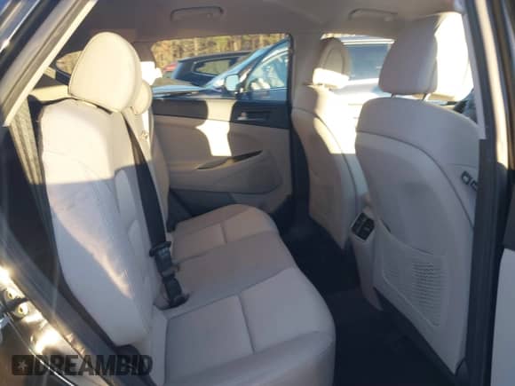 2017 Hyundai Tucson Eco с VIN KM8J3CA29HU285665, выставлен на аукционе IAAI как лот 41352005 с пробегом 107 780 миль миль и . История ставок и продаж доступна на DreamBid. Изображение 8.