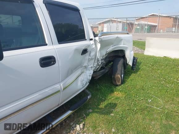 2006 Chevrolet Silverado 1500HD LT1 с VIN 1GCGC13U96F229650, выставлен на аукционе IAAI как лот 42448735 с пробегом 89 196 миль миль и . История ставок и продаж доступна на DreamBid. Изображение 6.