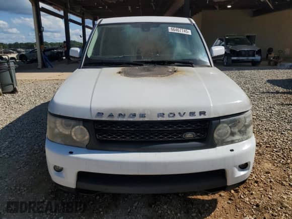 2011 Land Rover Range Rover Sport HSE Lux with VIN SALSK2D43BA700239, listed as a Copart auction lot 66467745 with Not provided miles and Salvage title. Bid and sale history available at DreamBid. Image 5.