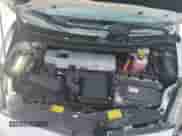 2015 Toyota Prius Persona Series z VIN JTDKN3DU6F0396579, wystawiony jako Copart lot #86179035 z przebiegiem 288 923 mil mil oraz Szkoda całkowita • Salvage title. Historia ofert i sprzedaży dostępna na DreamBid. Obrazek 11.