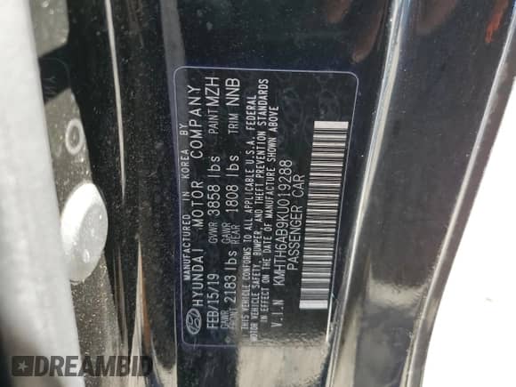 2019 Hyundai Veloster Turbo R-Spec z VIN KMHTH6AB9KU019288, wystawiony jako Copart lot #49748385 z przebiegiem 83 732 mil mil oraz Nie do naprawy • Non repairable. Historia ofert i sprzedaży dostępna na DreamBid. Obrazek 12.