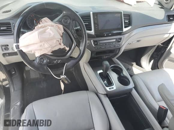 2017 Honda Pilot EX-L z VIN 5FNYF6H75HB043395, wystawiony jako Copart lot #61971615 z przebiegiem 98 200 mil mil oraz Czysty tytuł • Clean title. Historia ofert i sprzedaży dostępna na DreamBid. Obrazek 8.