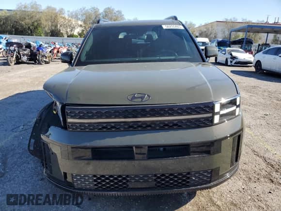 2025 Hyundai Santa Fe Calligraphy z VIN 5NMP54G16SH018057, wystawiony jako Copart lot #56255465 z przebiegiem 10 163 mil mil oraz Szkoda całkowita • Salvage title. Historia ofert i sprzedaży dostępna na DreamBid. Obrazek 5.