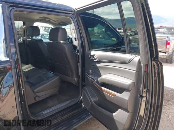 2016 Chevrolet Suburban LT с VIN 1GNSKHKC0GR351352, выставлен на аукционе IAAI как лот 42200653 с пробегом 76 996 миль миль и . История ставок и продаж доступна на DreamBid. Изображение 8.