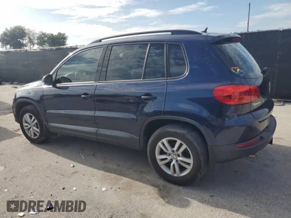 2016 Volkswagen Tiguan S z VIN WVGAV7AX8GW611844, wystawiony jako Copart lot #70020365 z przebiegiem 138 036 mil mil oraz Szkoda całkowita • Salvage title. Historia ofert i sprzedaży dostępna na DreamBid. Obrazek 2.