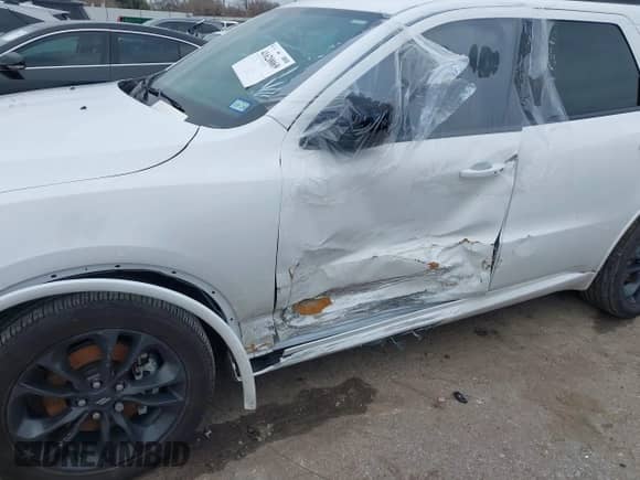 2024 Dodge Durango SXT with VIN 1C4RDHAG0RC246290, listed as a IAAI auction lot 41620069 with 4,752 mi miles and . Bid and sale history available at DreamBid. Image 6.