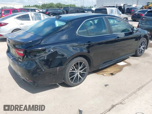 2023 Toyota Camry SE с VIN 4T1G11AK2PU771320, выставлен на аукционе IAAI как лот 42341023 с пробегом 42 568 миль миль и . История ставок и продаж доступна на DreamBid. Изображение 4.