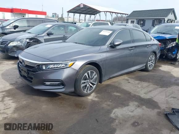 2018 Honda Accord EX z VIN 1HGCV3F41JA011404, wystawiony jako IAAI lot #41495966 z przebiegiem 128 887 mil mil oraz . Historia ofert i sprzedaży dostępna na DreamBid. Obrazek 20.