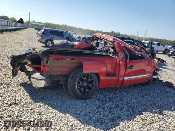 2003 GMC Sierra 1500 SLE с VIN 1GTEC14X73Z219225, выставлен на аукционе Copart как лот 81790305 с пробегом Не указан миль и Списание • Salvage title. История ставок и продаж доступна на DreamBid. Изображение 3.