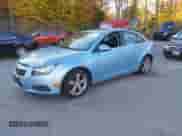 2012 Chevrolet Cruze 2LT с VIN 1G1PG5SC8C7131177, выставлен на аукционе IAAI как лот 43513695 с пробегом 110 237 миль миль и . История ставок и продаж доступна на DreamBid. Изображение 2.