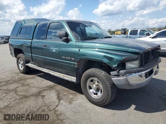 1999 Dodge 1500 с VIN 3B7HF13Y2XG137813, выставлен на аукционе Copart как лот 71542395 с пробегом 292 218 миль миль и Списание • Salvage title. История ставок и продаж доступна на DreamBid. Изображение 4.