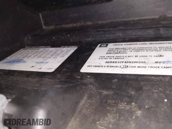 2002 Chevrolet Avalanche z VIN 3GNEK13T42G206293, wystawiony jako IAAI lot #42590413 z przebiegiem Nie podano mil oraz . Historia ofert i sprzedaży dostępna na DreamBid. Obrazek 9.