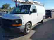 2005 Chevrolet Express Cargo z VIN 1GCFG15X551208054, wystawiony jako IAAI lot #43305665 z przebiegiem 204 379 mil mil oraz . Historia ofert i sprzedaży dostępna na DreamBid. Obrazek 2.