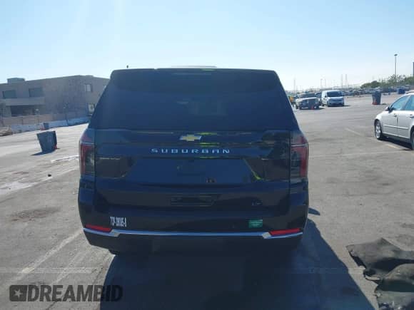 2025 Chevrolet Suburban LT с VIN 1GNS5CRD4SR277533, выставлен на аукционе IAAI как лот 43241144 с пробегом 7 117 миль миль и . История ставок и продаж доступна на DreamBid. Изображение 16.