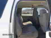 2005 Chevrolet Suburban LS с VIN 3GNEC16Z25G116559, выставлен на аукционе IAAI как лот 42832500 с пробегом 225 410 миль миль и . История ставок и продаж доступна на DreamBid. Изображение 8.