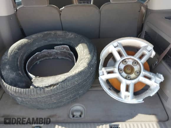 2002 Ford Explorer XLT with VIN 1FMZU73E62ZC29577, listed as a IAAI auction lot 43041941 with 150,876 mi miles and . Bid and sale history available at DreamBid. Image 17.