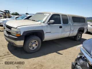 2001 Chevrolet Silverado 2500HD LS z VIN 1GCHK29U81E232882, wystawiony jako Copart lot #59601115 z przebiegiem Nie podano mil oraz Szkoda całkowita • Salvage title. Historia ofert i sprzedaży dostępna na DreamBid. Obrazek 1.
