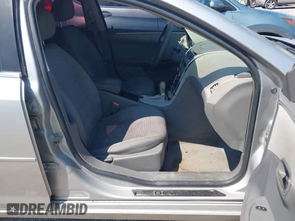 2008 Chevrolet Malibu 1FL с VIN 1G1ZG57N78F191211, выставлен на аукционе IAAI как лот 43272912 с пробегом 237 593 миль миль и . История ставок и продаж доступна на DreamBid. Изображение 5.